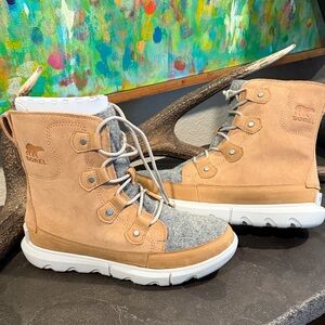 Sorel Explorer II Joan Felt WP Boots- NWT